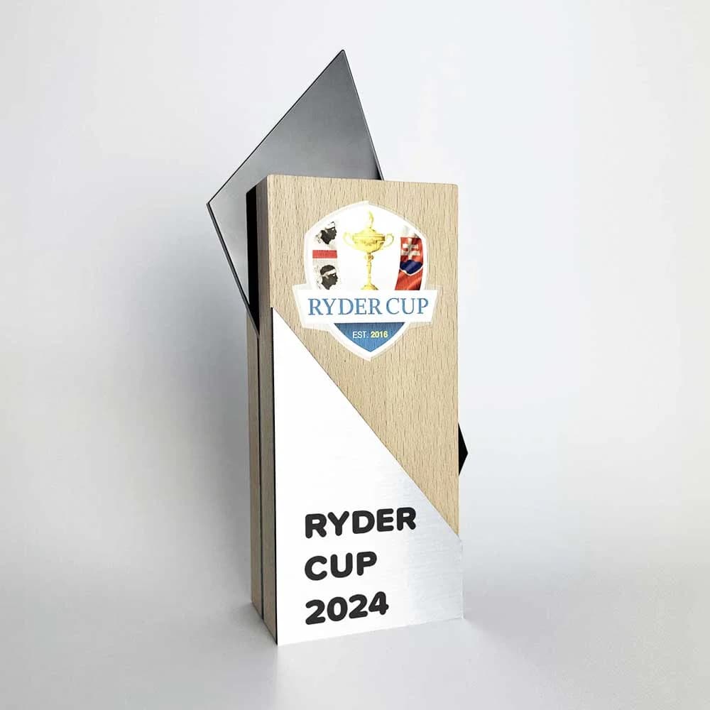 Trofeje STRIKE